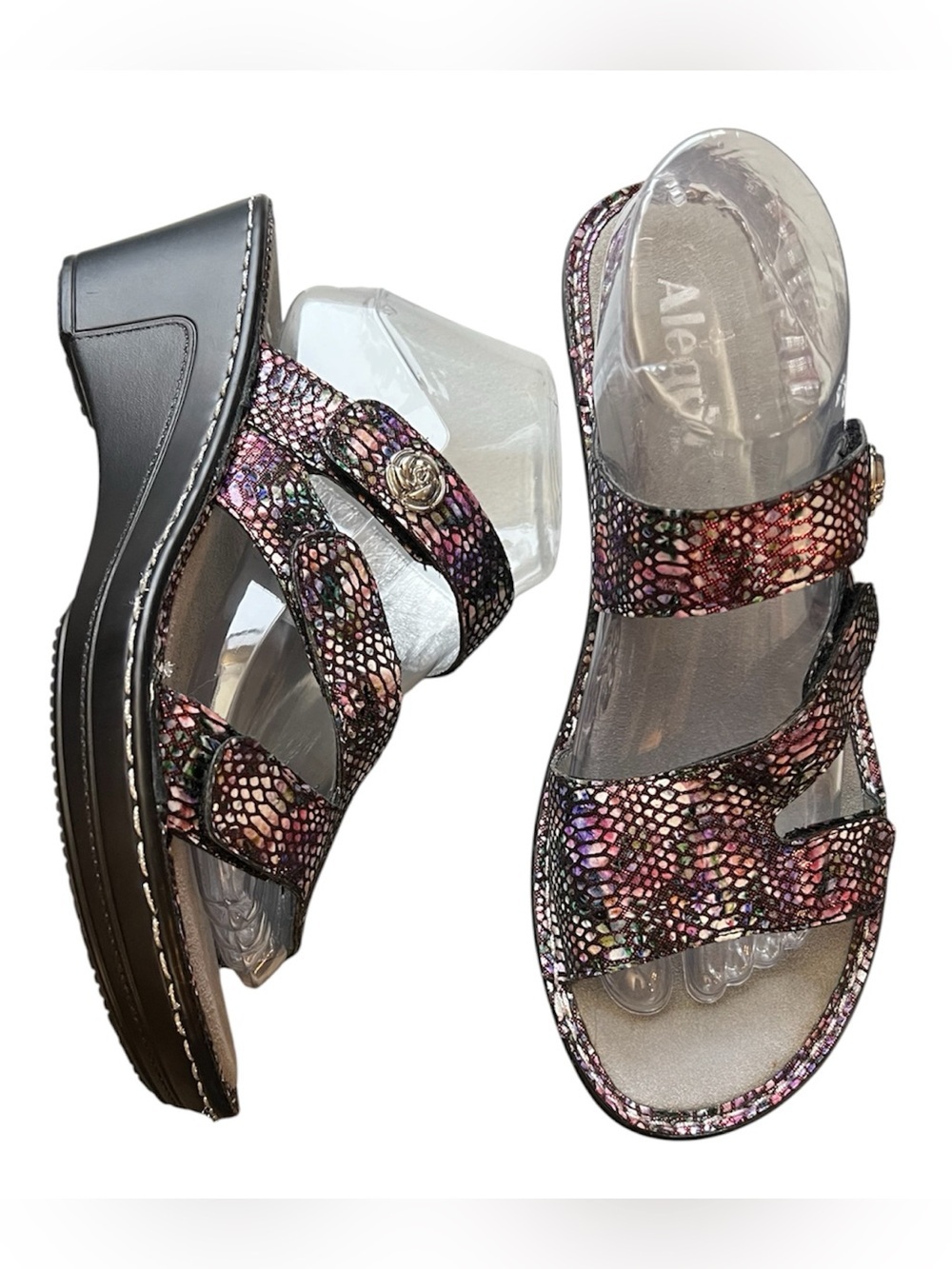 Alegria Loti Funtastic Wedge Sandals In Metallic Purple Snakeskin Size 40/9.5-10